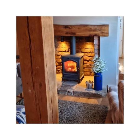 Stunning Quirky 2-Bed Cottage In New Brighton Уолласи Экстерьер фото